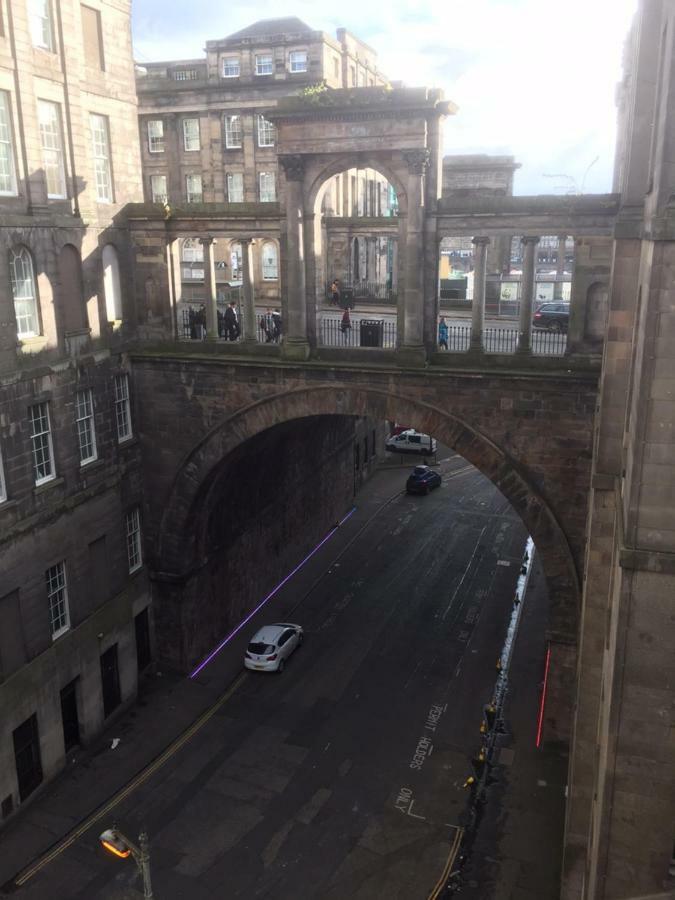 The Bonnie Bide Awa' Apartment Edinburgh Ngoại thất bức ảnh